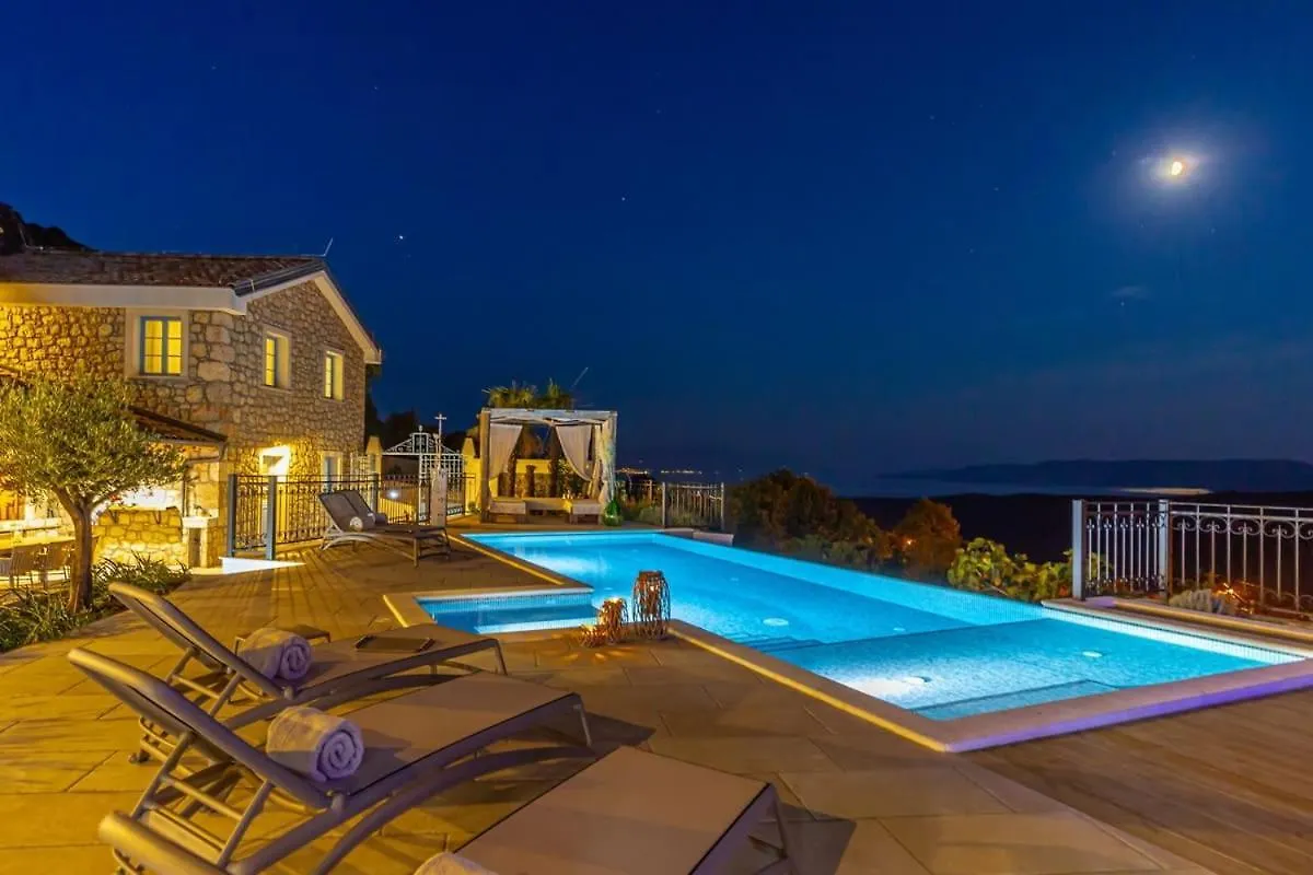 Villa 72 Crikvenica Riviera Bribir